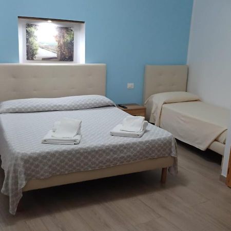 Casa Vacanze B&B Ondes Camerota Bagian luar foto