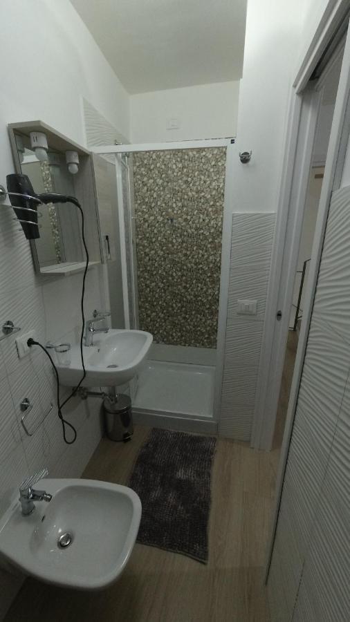 Casa Vacanze B&B Ondes Camerota Bagian luar foto