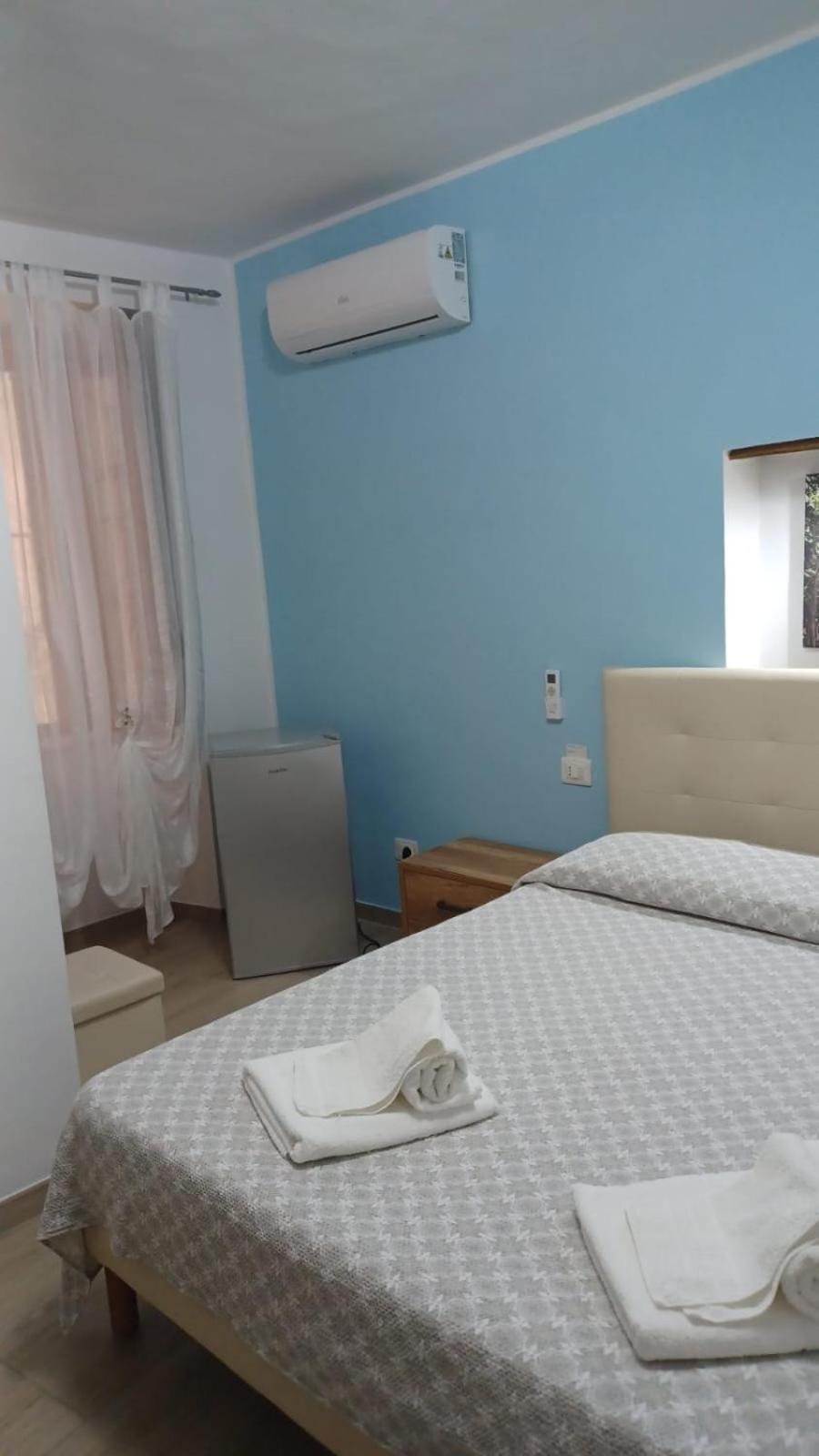 Casa Vacanze B&B Ondes Camerota Bagian luar foto